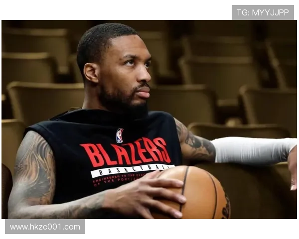 利拉德以单打为主，较库里更依赖持球造分