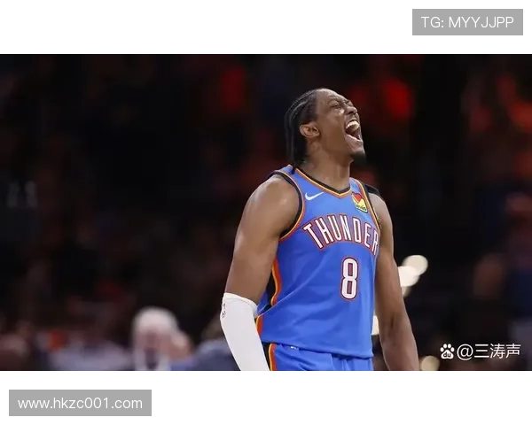 杰伦·威廉姆斯加强挡拆制造错位，三分效率超上季